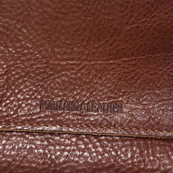 Portland Leather Metro Crossbody bag Mini, Nutmeg - Picture 2 of 9